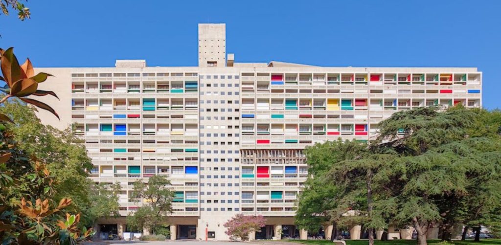 10 ساختمان نمادین که بهترین حالت معماری مدرن را به نمایش می گذارند 14 Arch2O 10 of the most iconic buildings of modern architecture 10 e1678534567764 1536x751 1